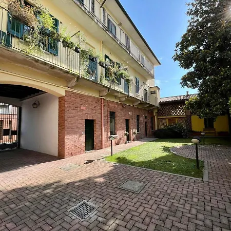 Sansiro Fiera Daire Milano